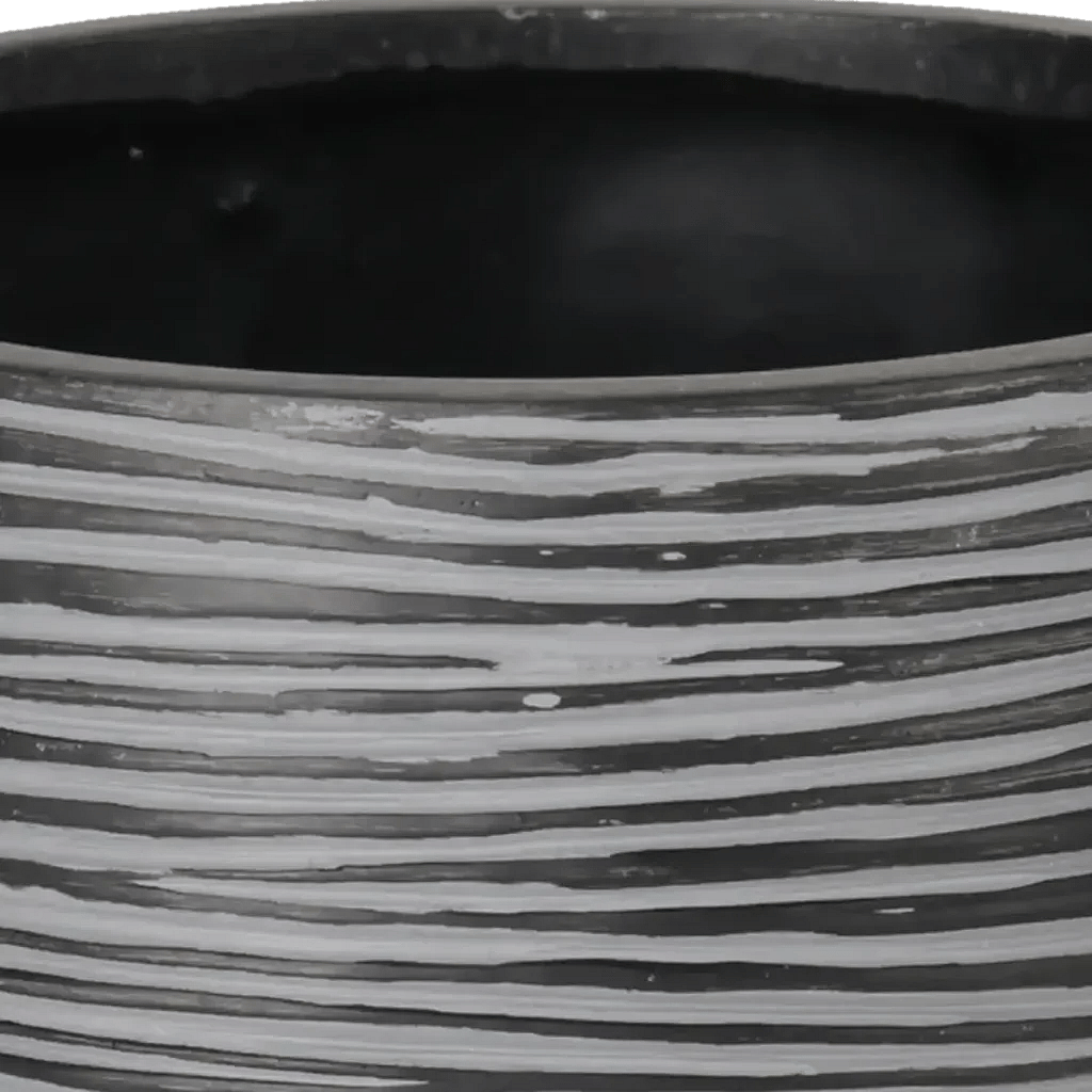 Closeup af Capi krukke Egg planter rib 14x13 cm.