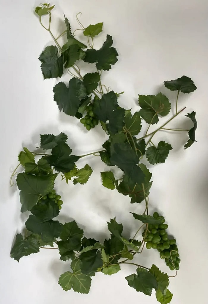 Kunstig vinranke med druer - L: 186 cm.
