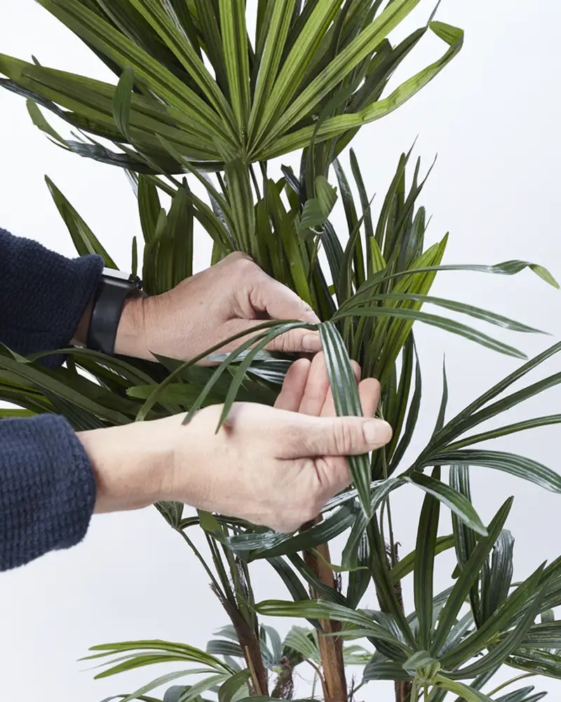 Tilretning af kunstige planter og blomster,