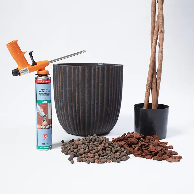 Montering af kunstige planter,