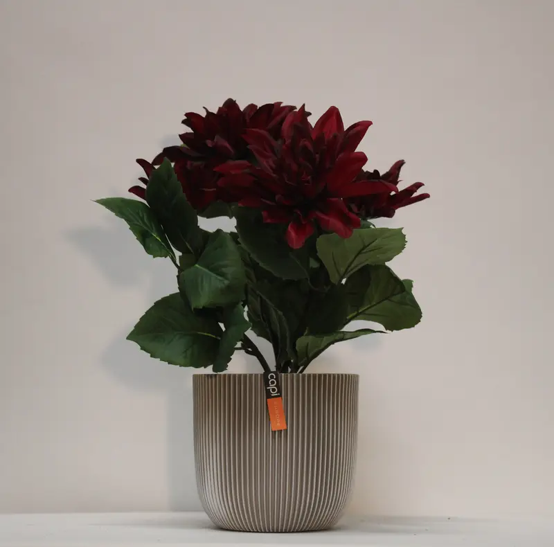 Kunstig Dahlia rød i potte - H: 30 cm.
