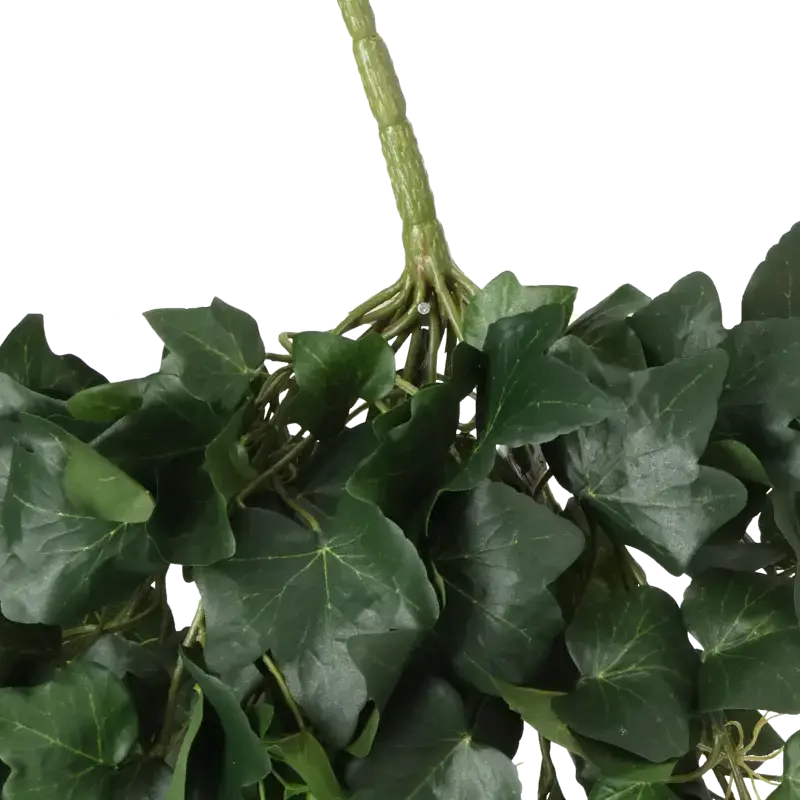 Closeup af Kunstig efeu hængeplante grøn - L: 45 cm.