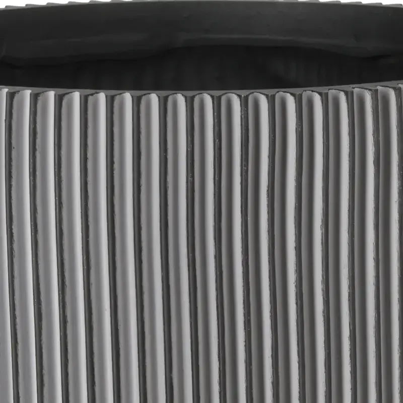 Closeup af Capi krukke Ball Groove sort 24x21 cm.