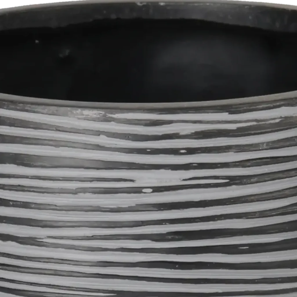 Closeup af Capi krukke Egg planter rib 14x13 cm.