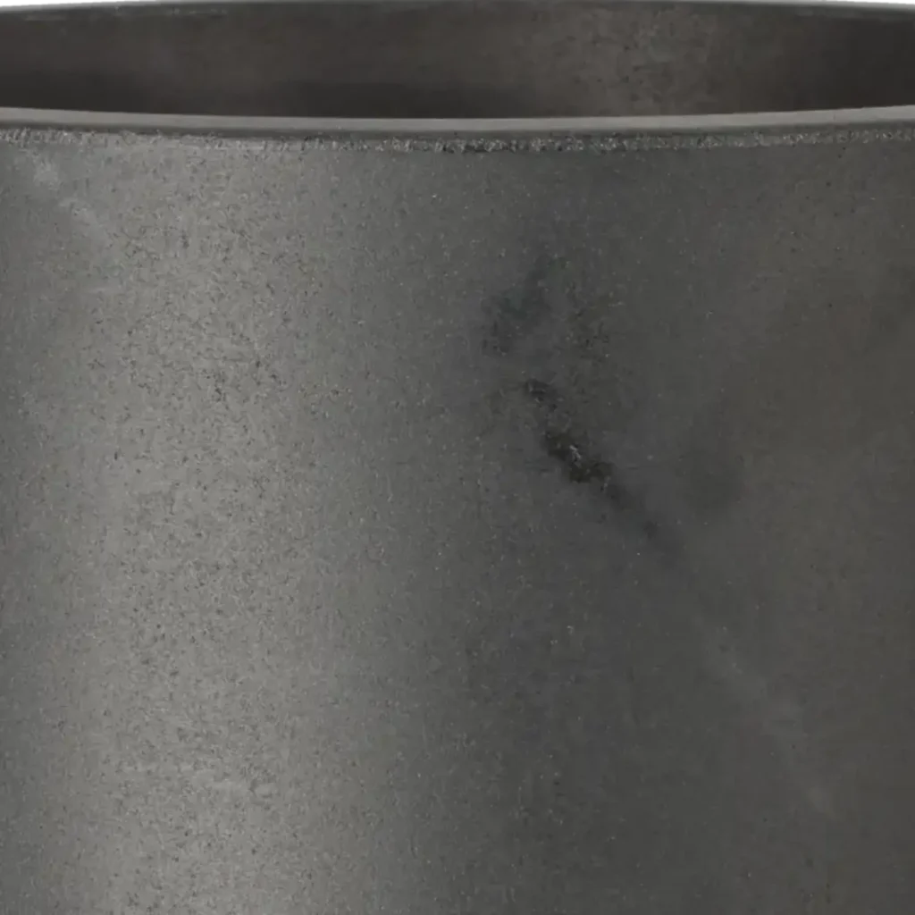 Closeup af Capi krukke Planter Ball Ø:35 H:34 cm.